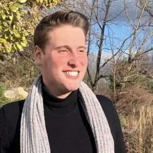 Meet your Posher, Jonathan